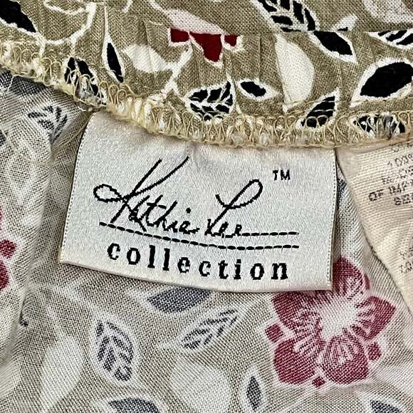 Vintage 90s Kathie Lee Collection Red Floral Leaf Print Rayon Maxi Skirt - Picture 3 of 5